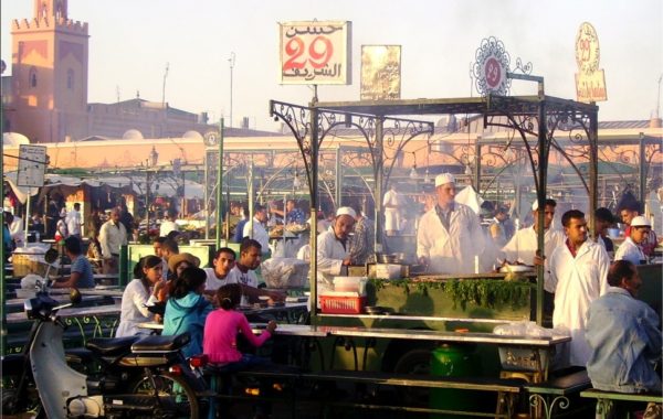 marrakech-en-famille-place-jemaa-el-fna marrakech-en-famille-place-jemaa-el-fna