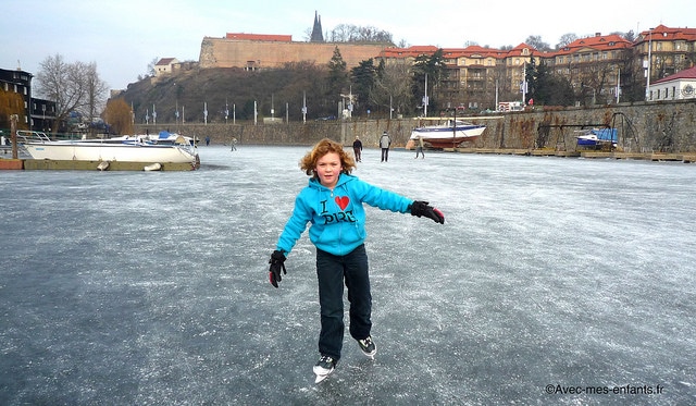 prague-en-famille-blog-voyage-patin-glace - Avec Mes Enfants prague-en-famille-blog-voyage-patin-glace - Avec Mes Enfants
