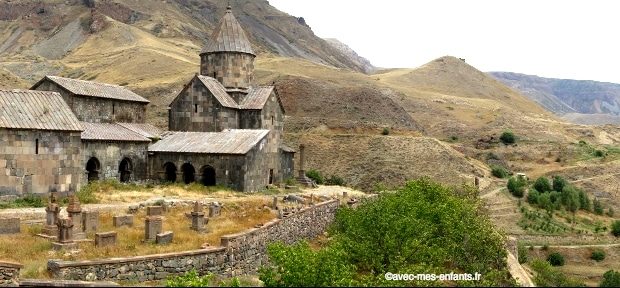 armenie-en-famille-monastere- Vorotnavank armenie-en-famille-monastere- Vorotnavank