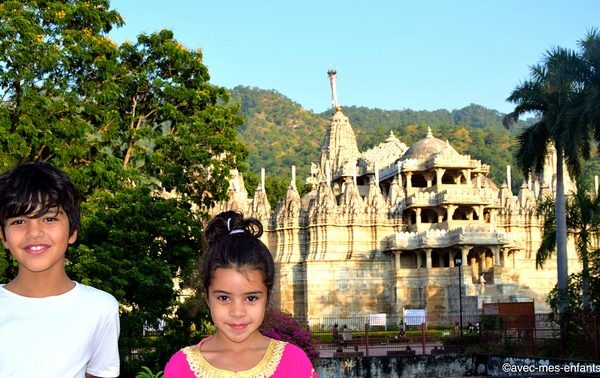 rajasthan-en-famille-inde-avec-enfants-rathambore-temple-parc rajasthan-en-famille-inde-avec-enfants-rathambore-temple-parc