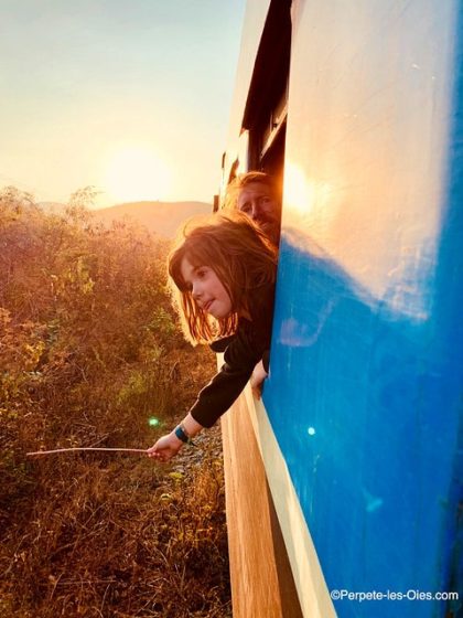 birmanie-train-lac-inle