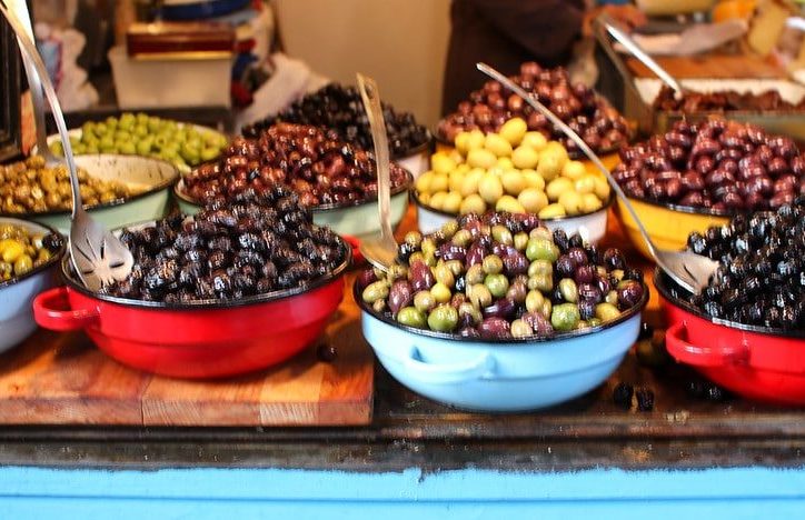 Tel-aviv-avec-enfants-olives-marche
